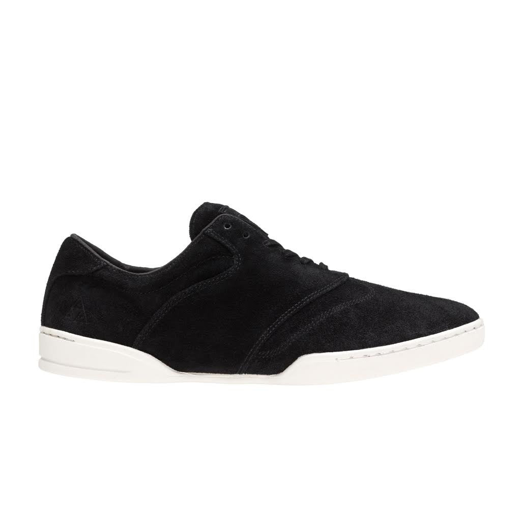 DYLAN // BLACK / BONE WHITE FALL15