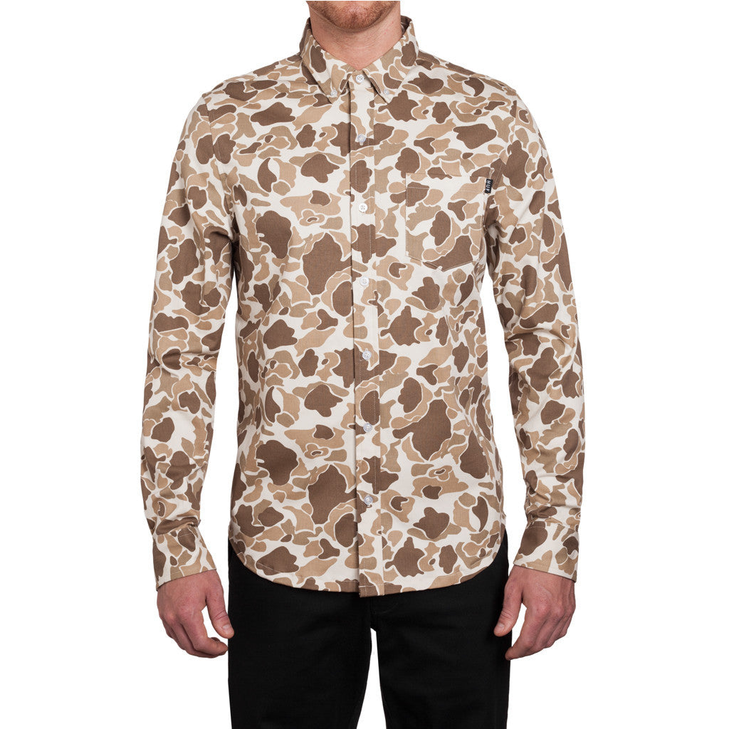 DUCK CAMO L/S WOVEN // TAN