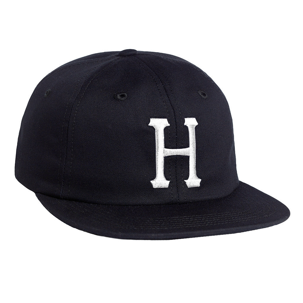 CLASSIC H 6 PANEL SUM15 // BLACK / WHITE