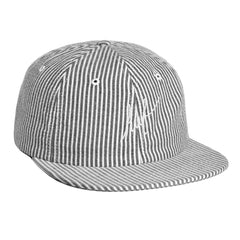SEERSUCKER SCRIPT 6 PANEL // BLACK