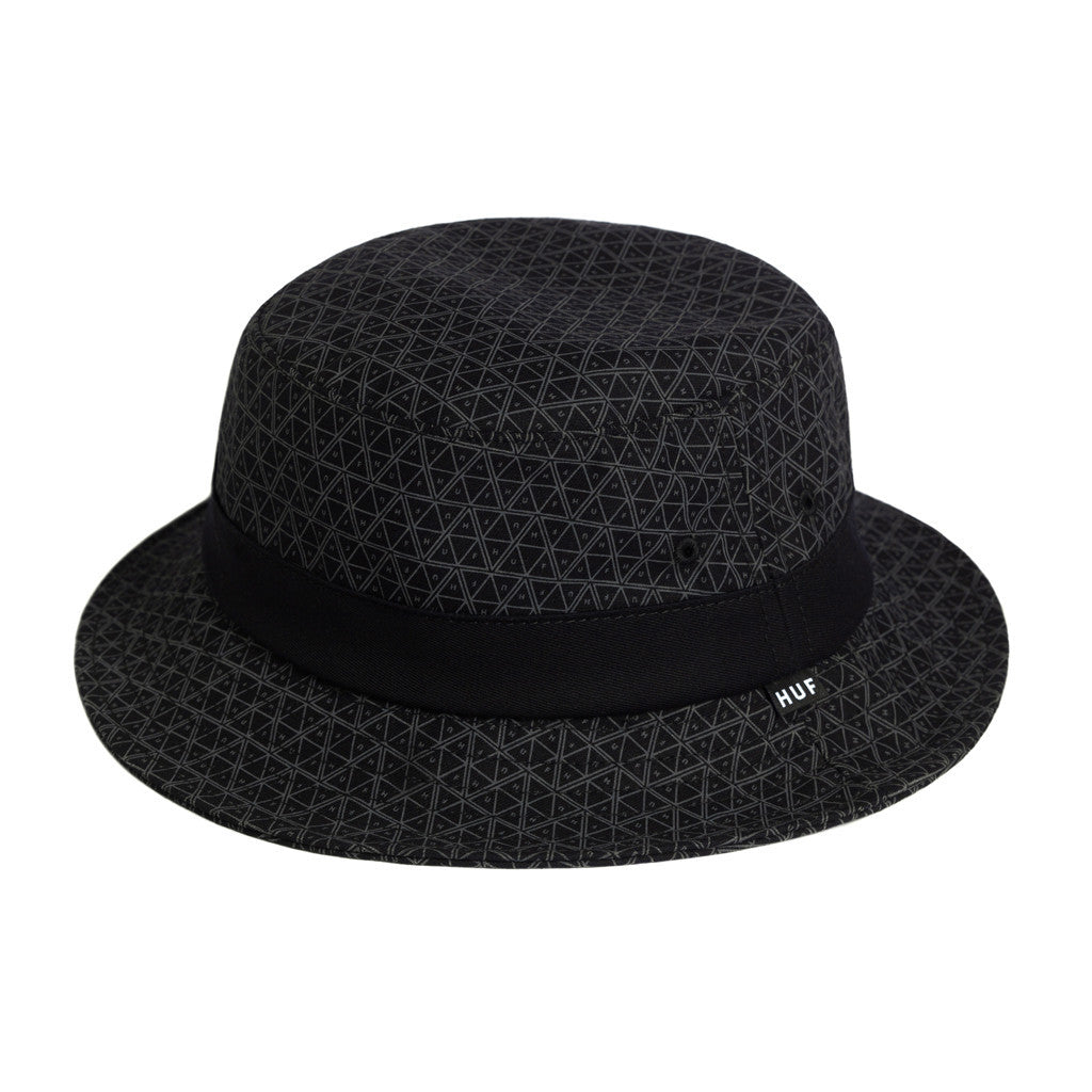 TONAL TRIPLE TRIANGLE BUCKET // BLACK