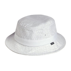 TONAL TRIPLE TRIANGLE BUCKET // WHITE